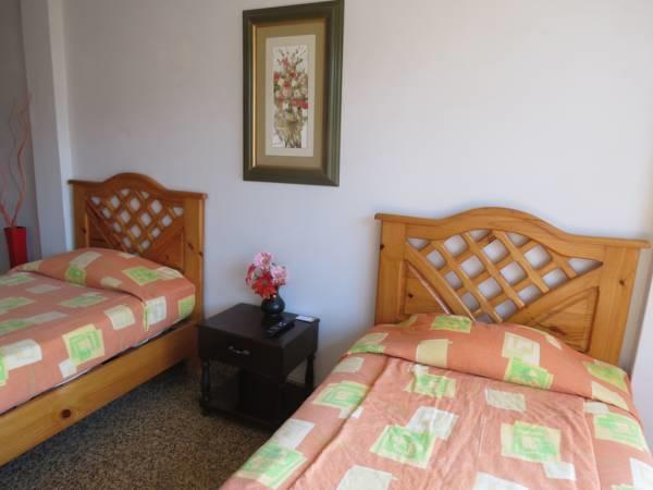 Residencial El Sol De Los Pinos Bed and Breakfast Trujillo Buitenkant foto