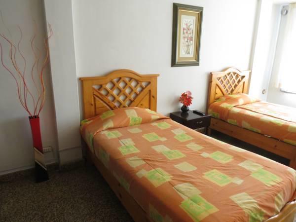 Residencial El Sol De Los Pinos Bed and Breakfast Trujillo Buitenkant foto